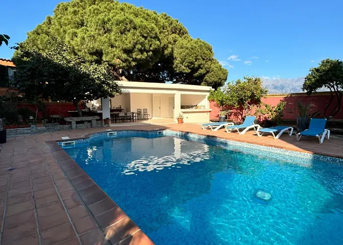 Residence Antonia Appartements Avec Piscine Commune - Centre Ville Calvi